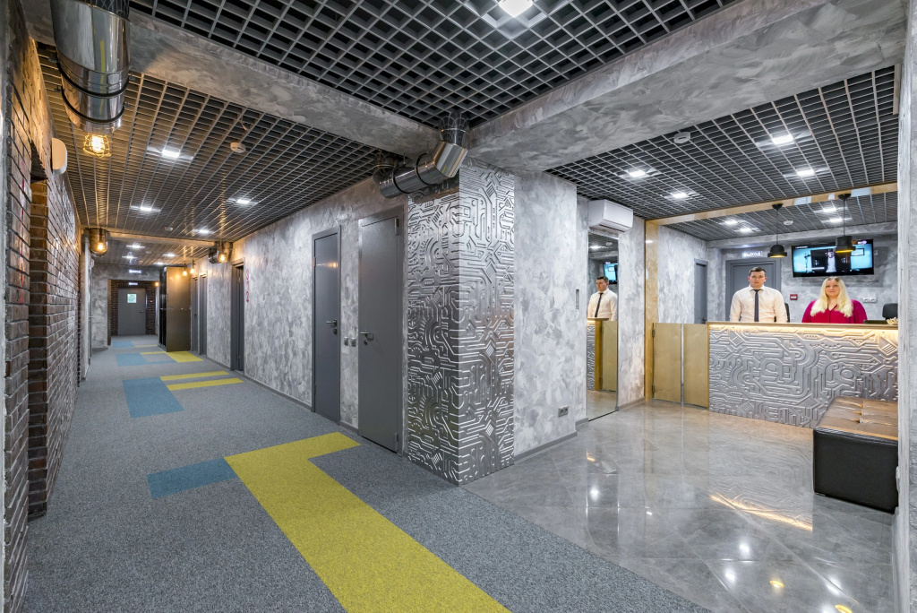 Lobby & Reception