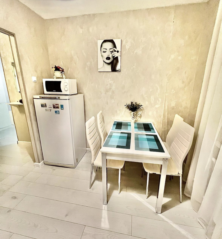 Квартира Уютная 1-к., 2 кровати - фото 4