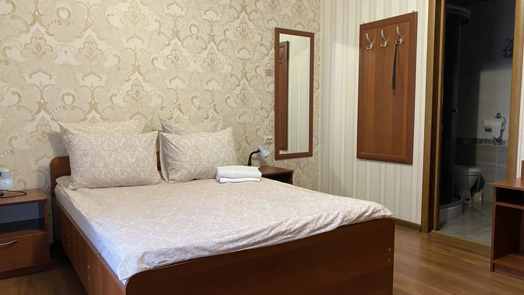 Comfort (Main Building) Double room with balcony (full double bed)