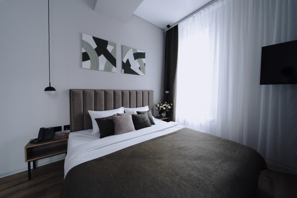 Premier Hotel Room Type - Superior Double Suite full double bed