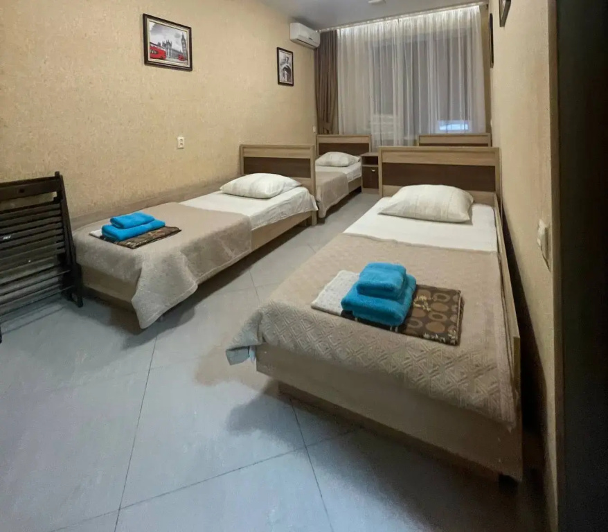 Economy Quadruple room