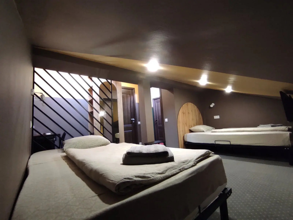 Mini-Hotel Makarov Room Type - Standard Double Attic room twin beds