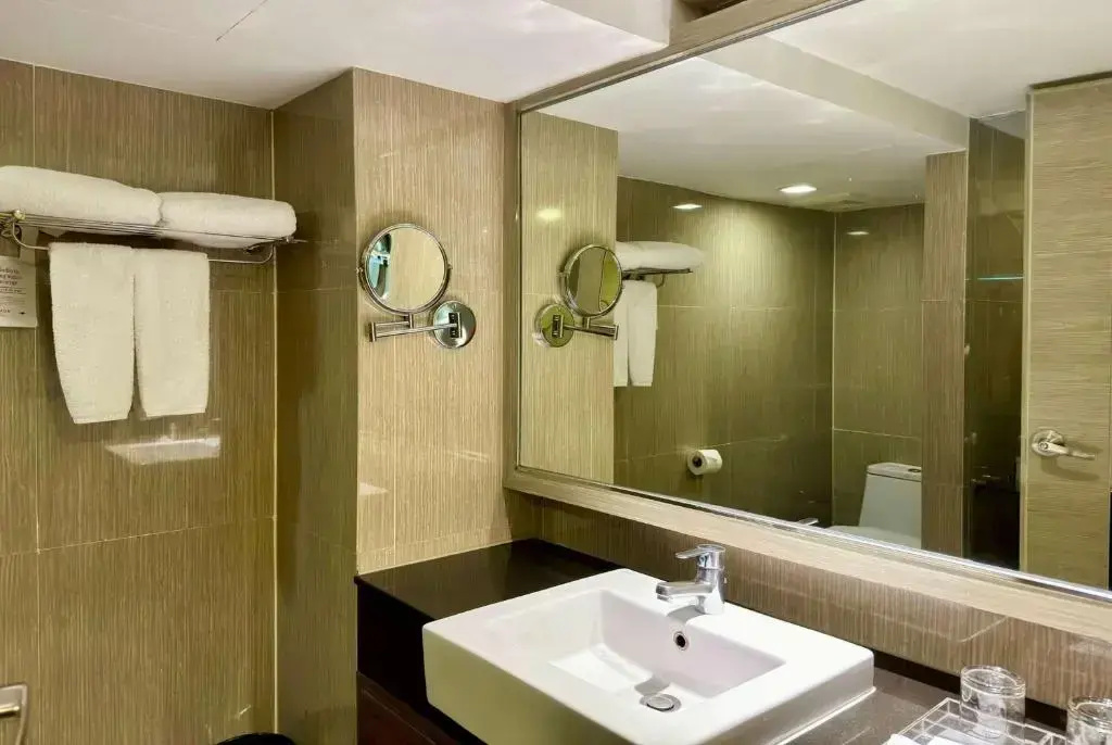 Ramada Sukhumvit Soi Eleven (Ramada Graand Swiss Sukhumvit 11) - Général