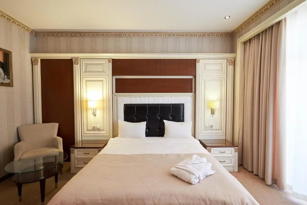 Boulevard Side Hotel - Chambres