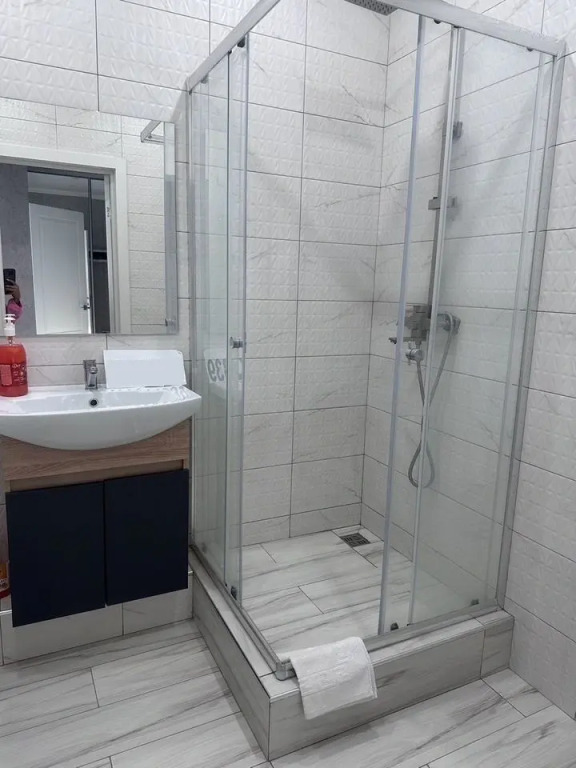 Квартира в новом доме светлый дизайн - фото 7