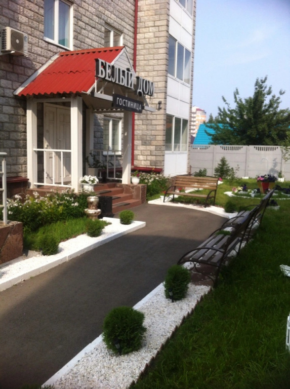 Отель Белый Дом — фото