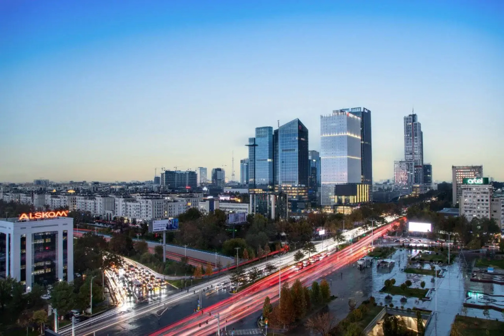 Uyutnye Dvukhkomnatnye Lyuks v Tsentre Tashkenta Nrg U-Tower 13 Etazh (228) Apartments