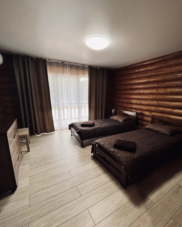 Двухместный номер Standard с балконом 2 отдельные кровати в Родеро