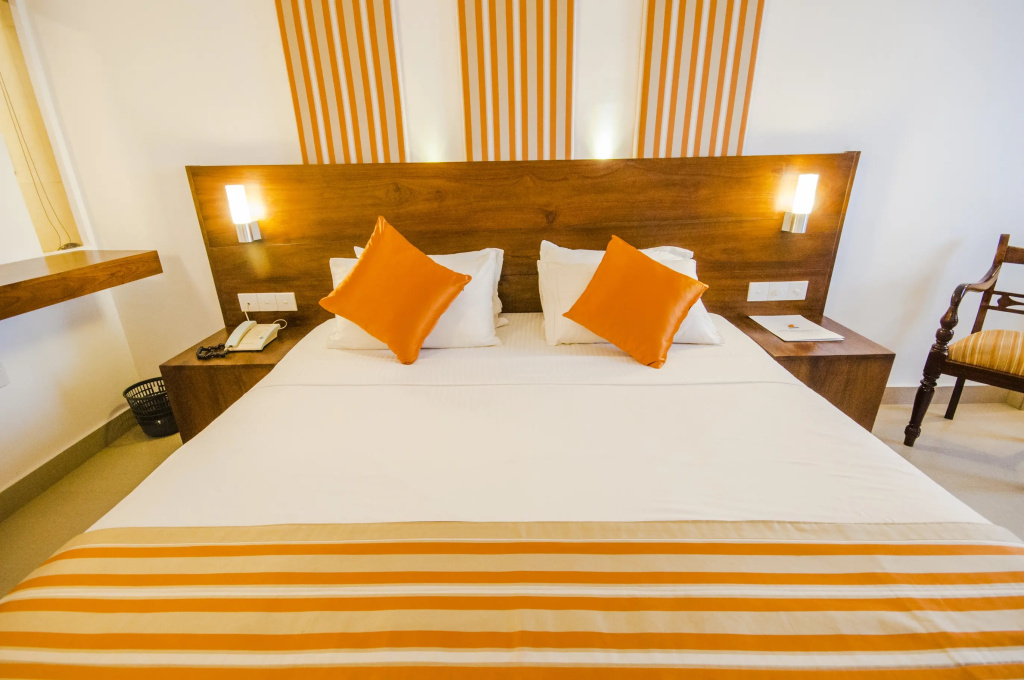 Deluxe Double room with balcony and with ocean view (full double bed)