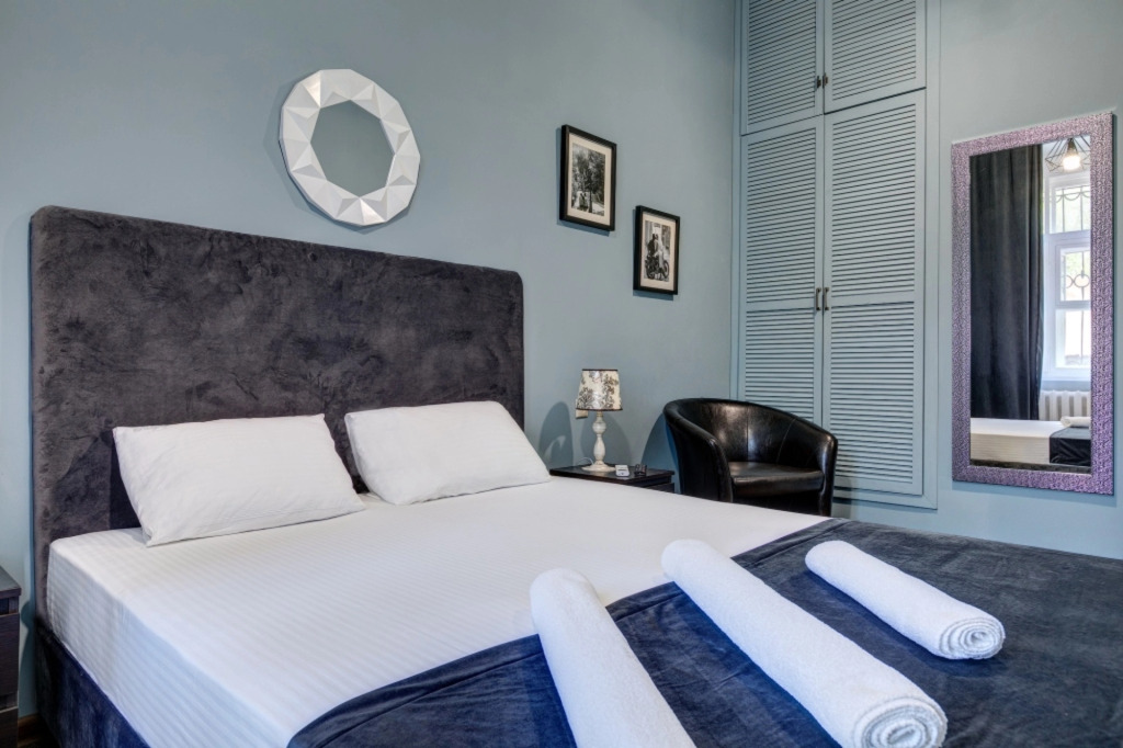 Апартаменты в Часы