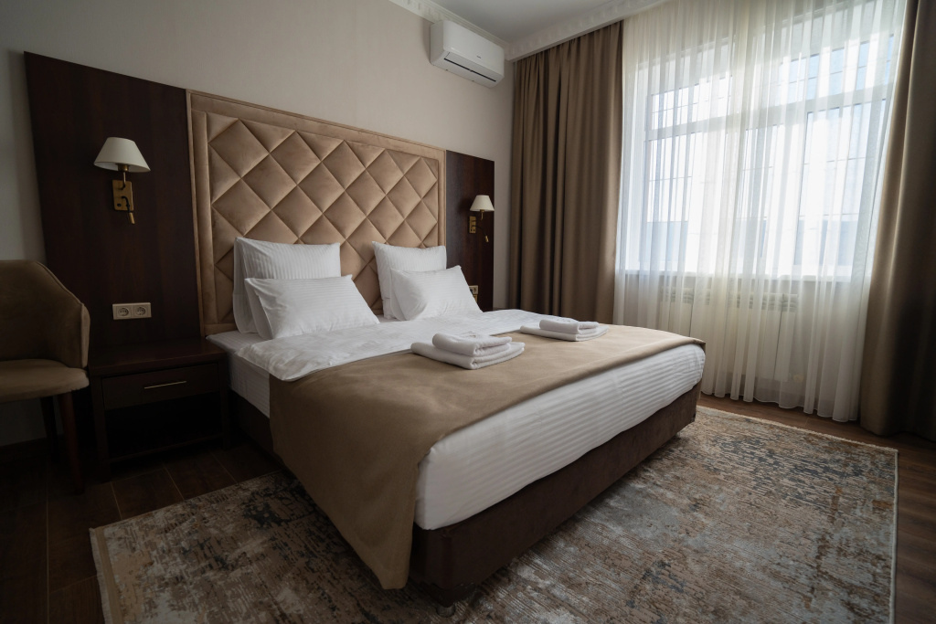 2 Bedrooms Suite