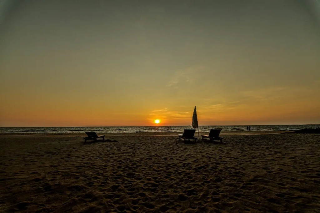 Beach & Waterfront