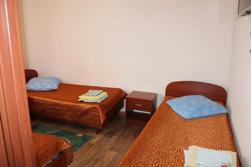 Standard Quintuple room