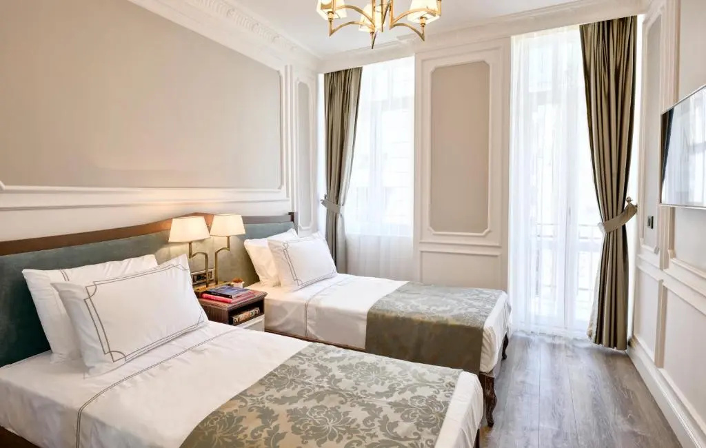 Standard Double room (twin beds)