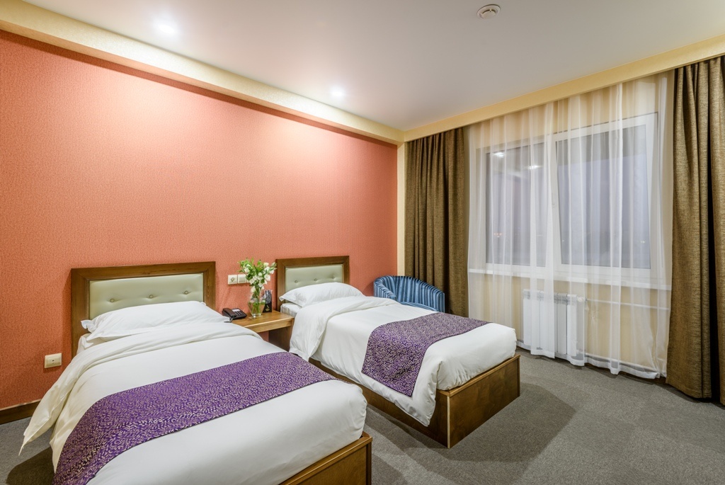 Bajkal - Severnoe More Hotel Room Type - Superior Double room with river view twin beds