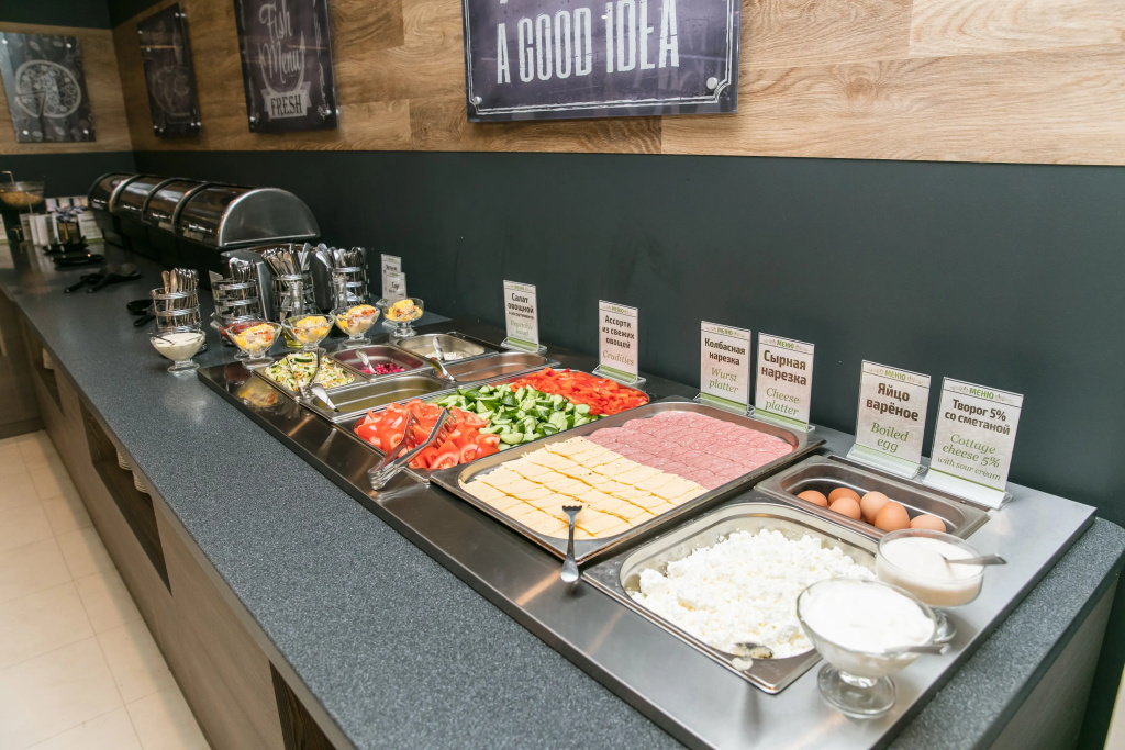 Food & Beverage