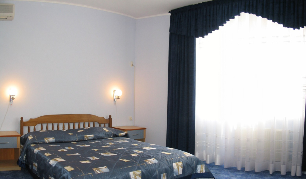 Отель Мебелированные комнаты House on Pervomayskaya в Анапе
