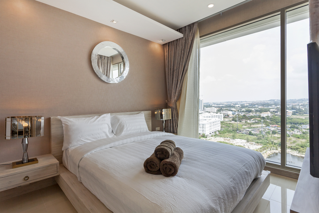 Апартаменты Luxury с балконом и с красивым видом из окна в Апартаменты Riviera Jomtien Fresh Apartments - 100 m to the beach