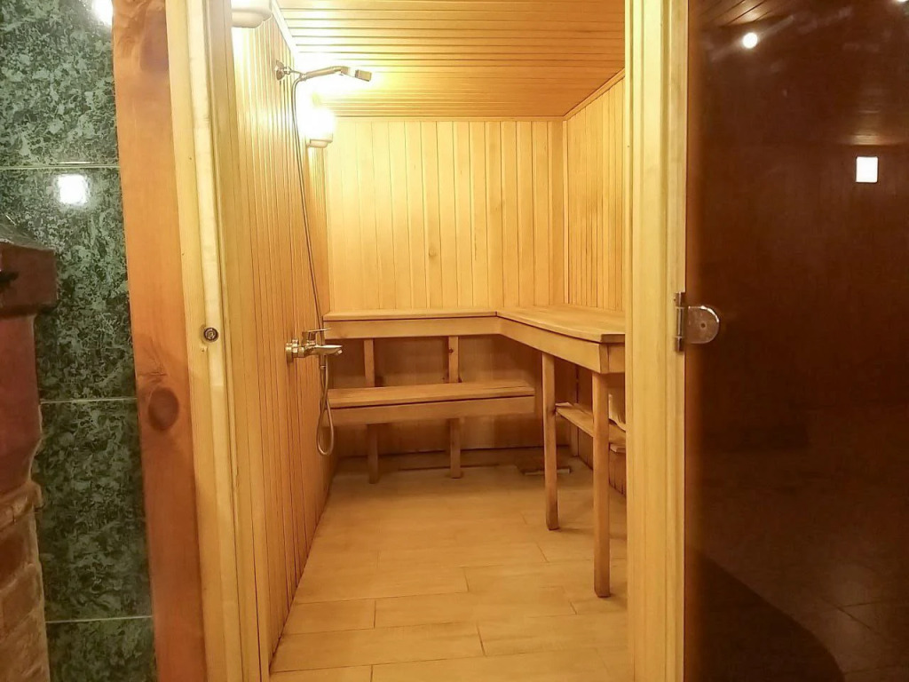 Коттедж Дуплекс с балконом в У Набережной