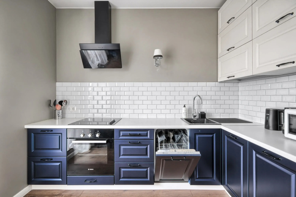 Апартаменты Myhome Yourhome на Октябрьской наб. 44 — фото