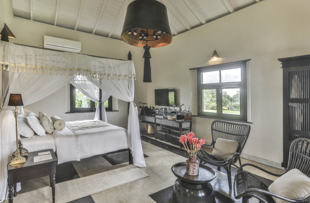 Villa Mayurana By Edwards Collection