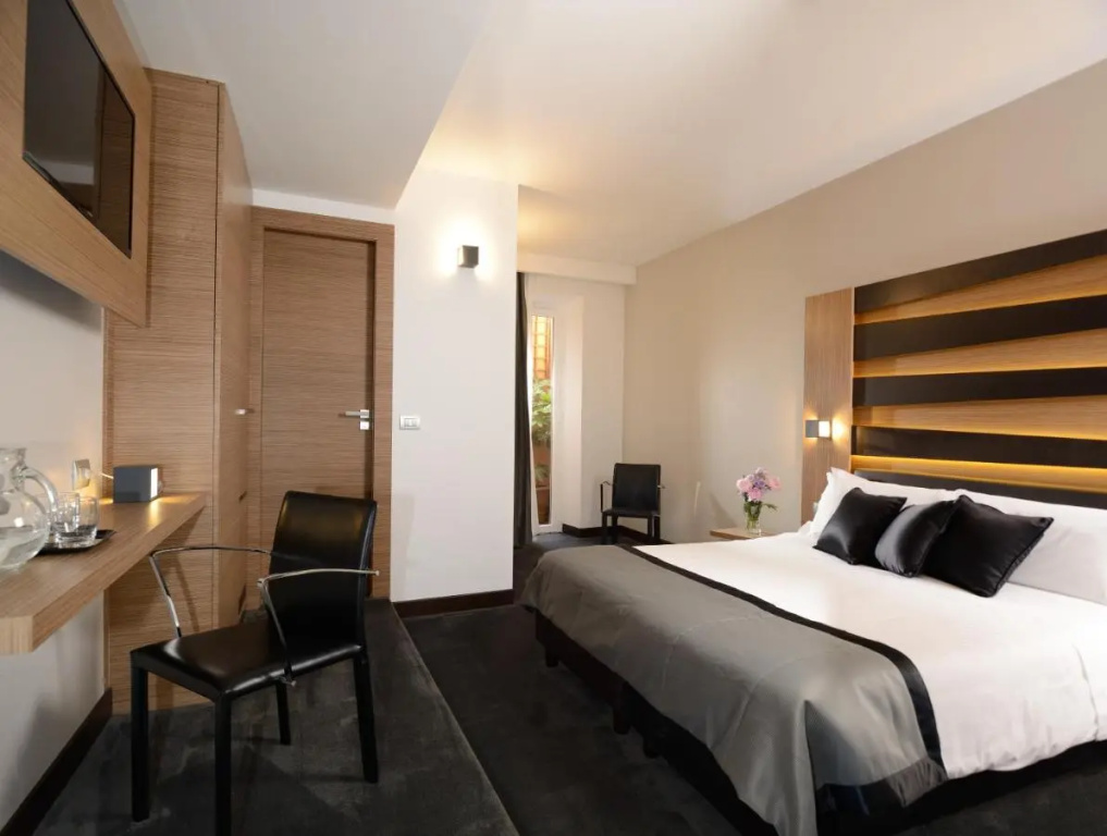 Hotel photo 2