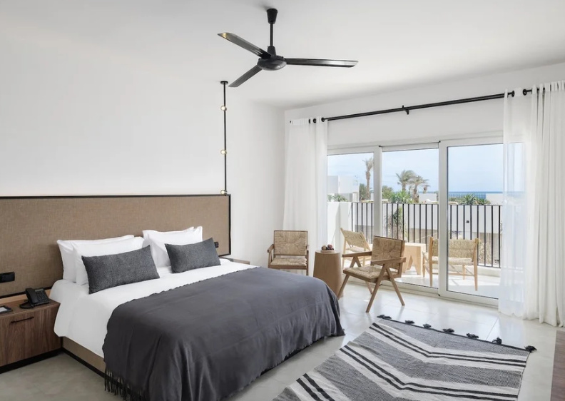Signature Suite with sea view