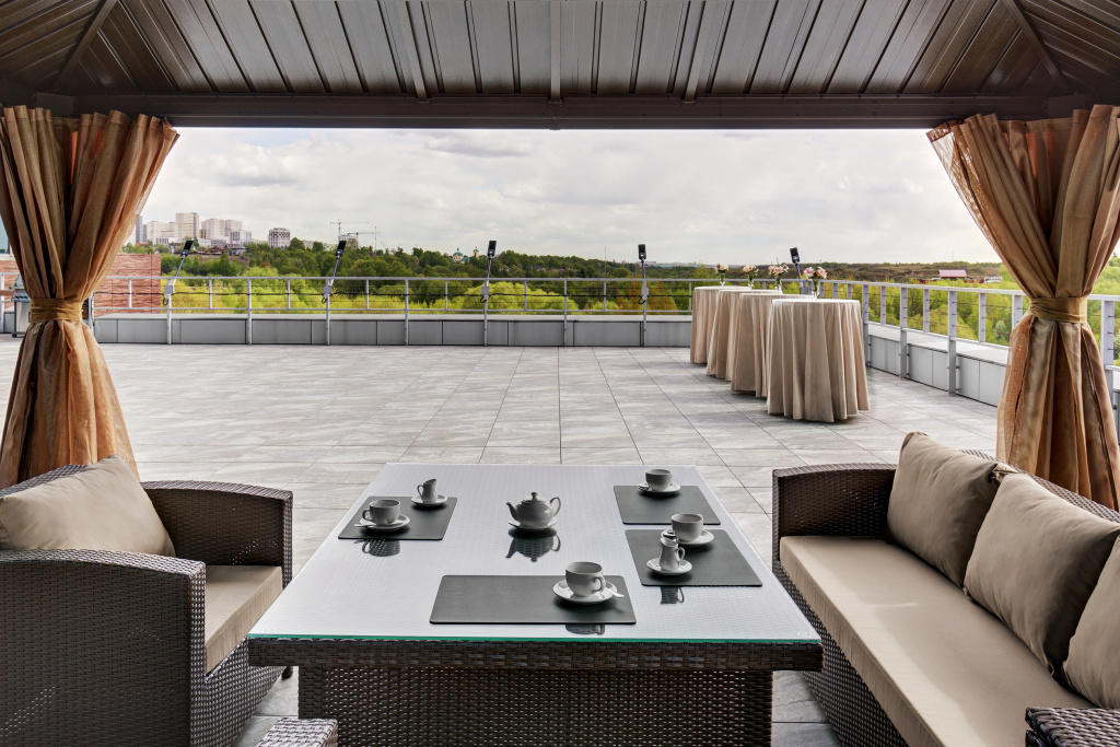 Balcony & Terrace