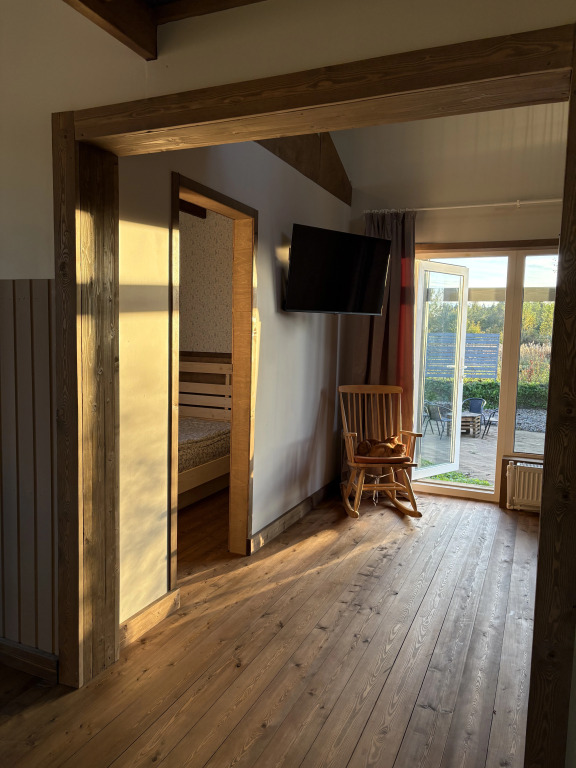 Четырёхместный семейный коттедж с видом на внутренний двор в Ракита