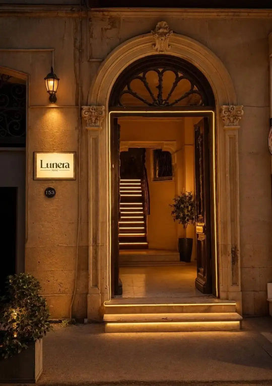 Lunera Baku Hotel