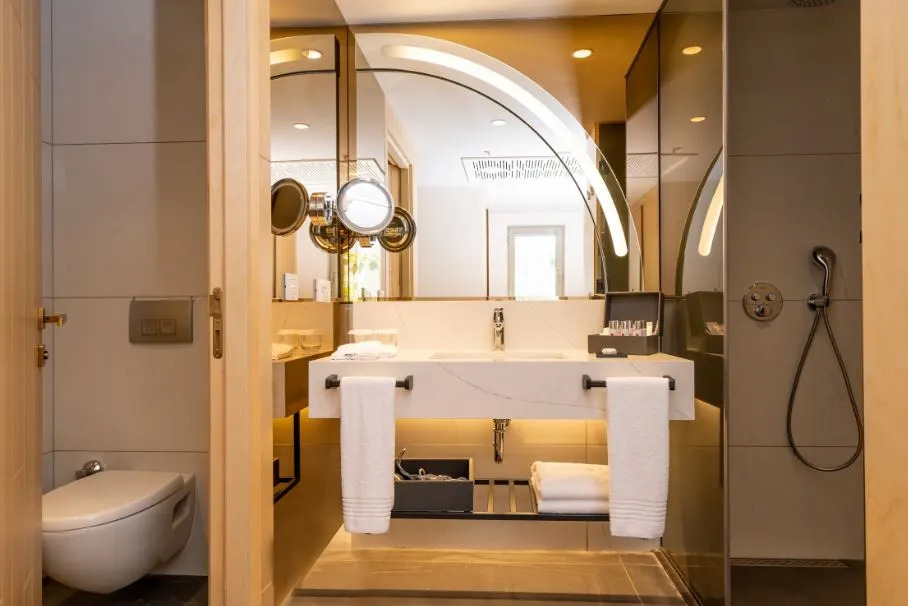 Lara Barut Collection image rooms