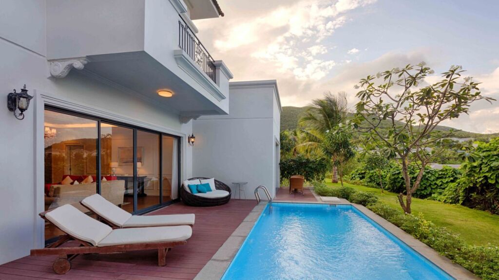 Nha Trang Marriott Resort & Spa, Hon Tre Island