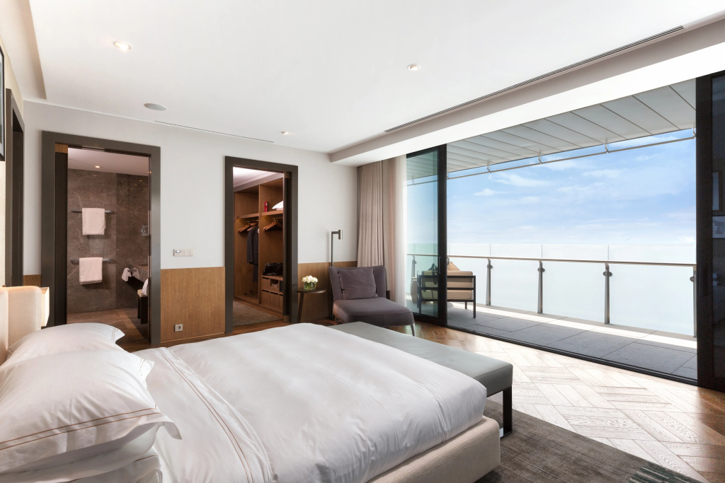 Grand Karat Sochi Room Type - Executive Double Suite full double bed