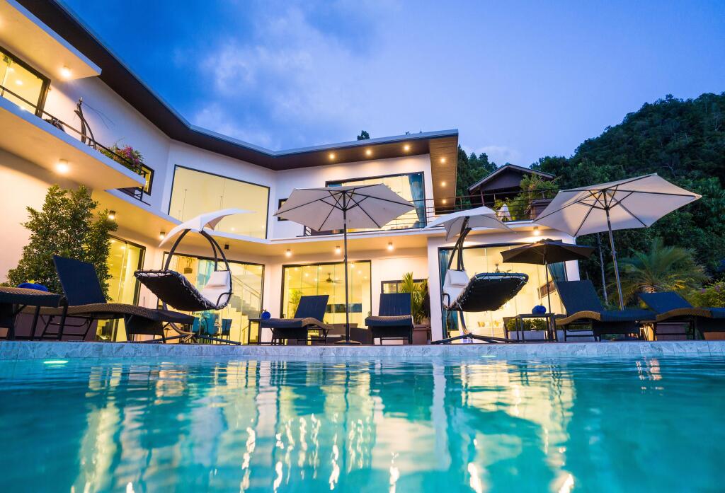 Особняк marbella испания. Vacoas mauritius. Вилла куллинан марбелья. Голубые виллы кипра. Мальдивы hard rock hotel.