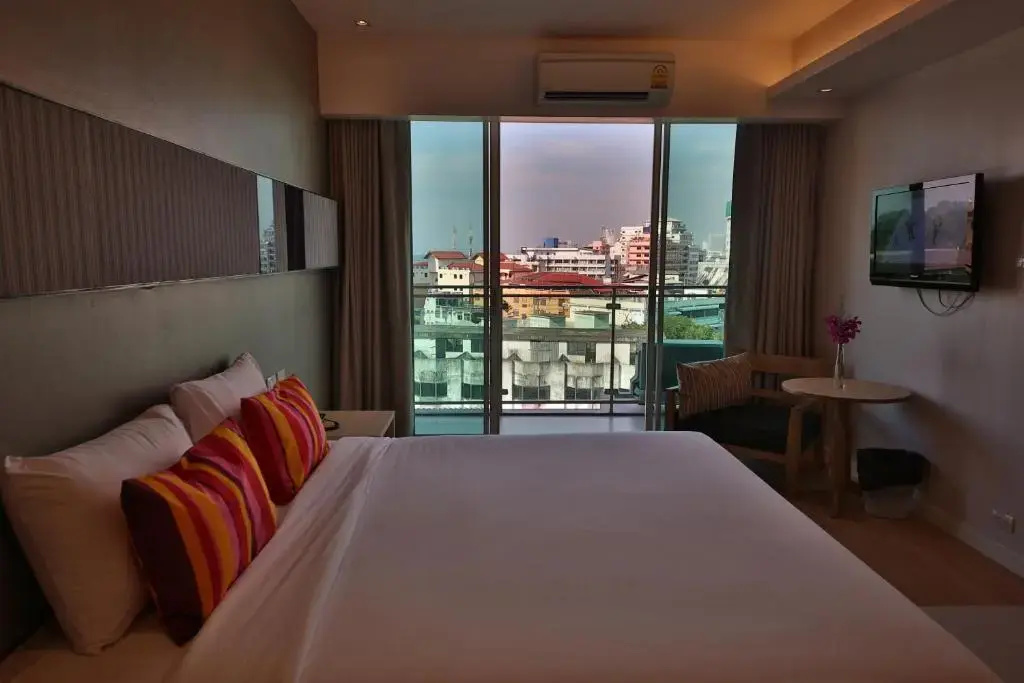 The Sun Xclusive Hotel — фото