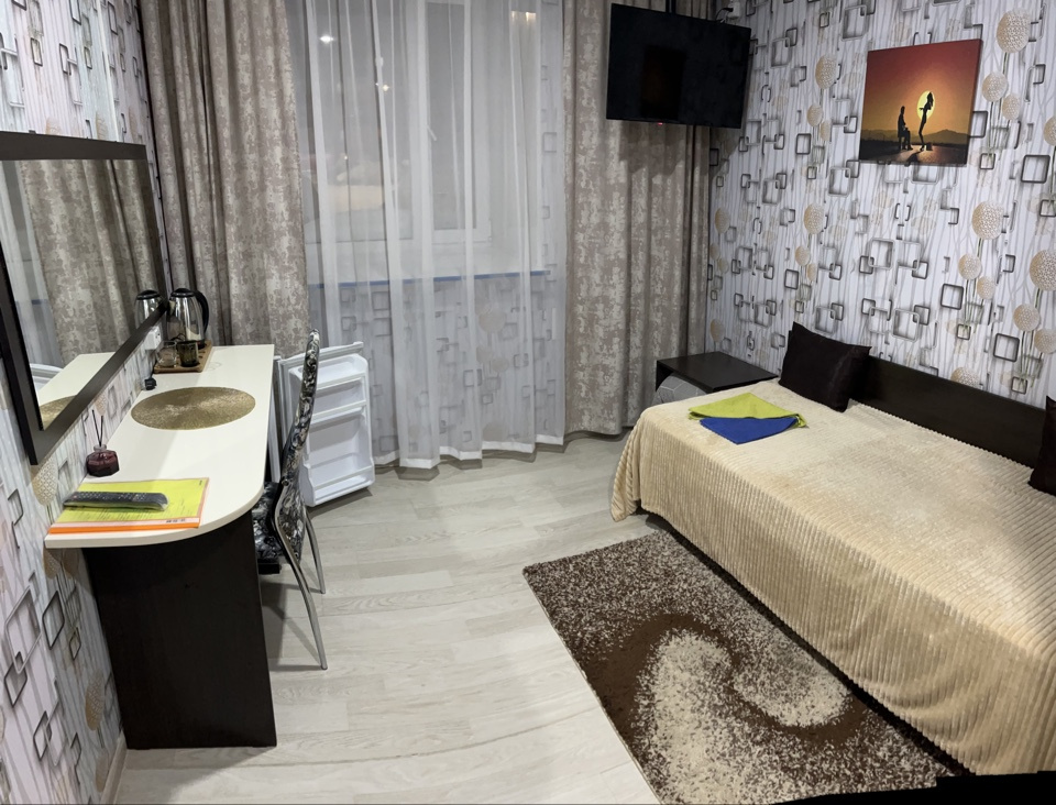 Economy room