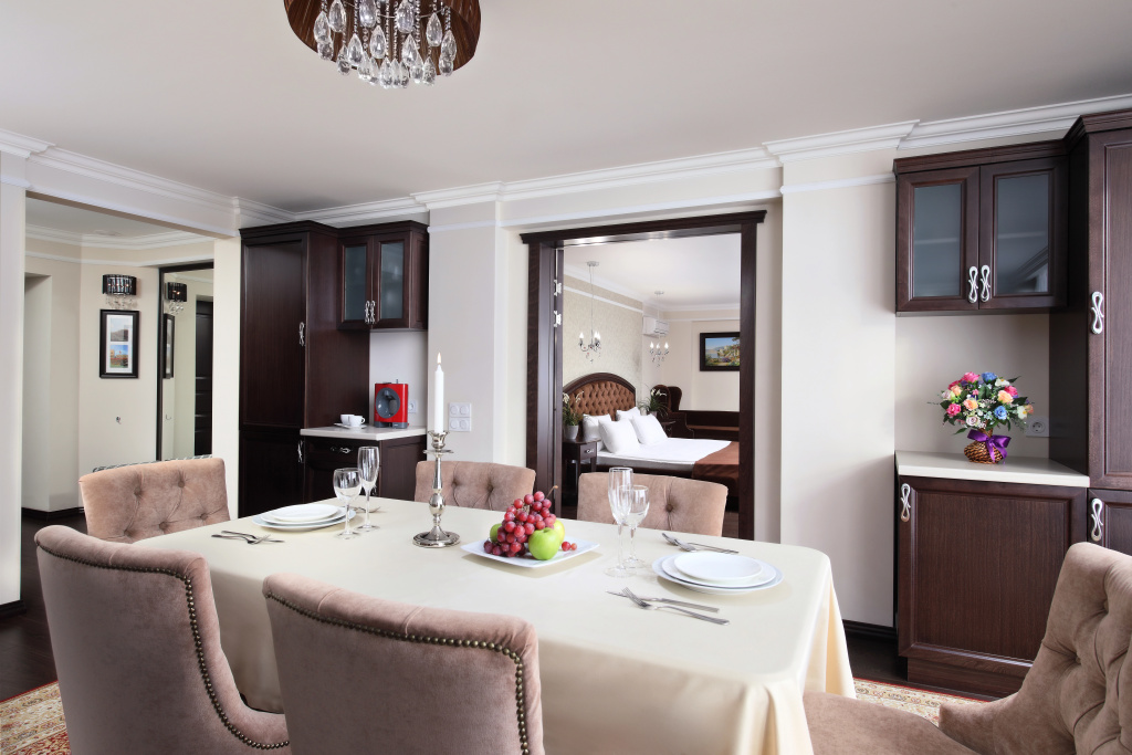 Premier Double Suite (full double bed)