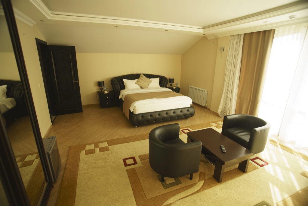 Suite with balcony and with view