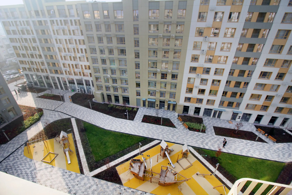 Komfortabelnye V Tsentre Almaty Nedaleko Ot Arbata Apartments
