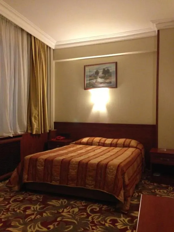 Hotel Monopol - Chambres