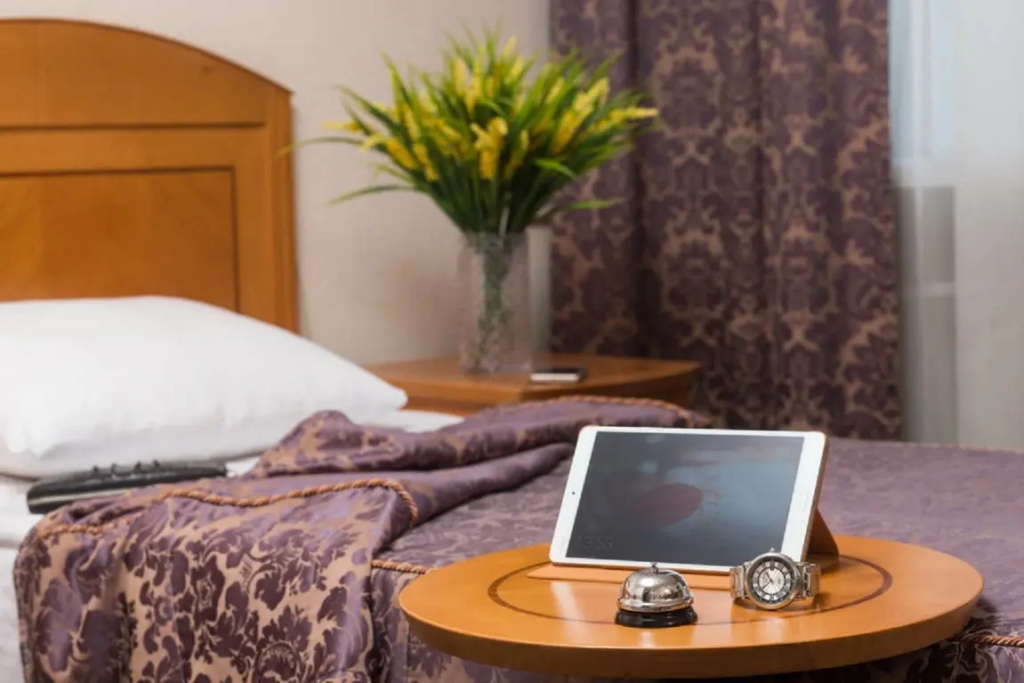 With a lunch box breakfast Double room (twin beds)