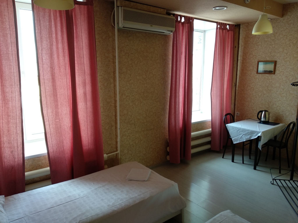 T t hotel. филиал на обской гостиница ривер. кафе горячий ключ. е-мое кировская область гостиница е мое телефон. русь муравленко.