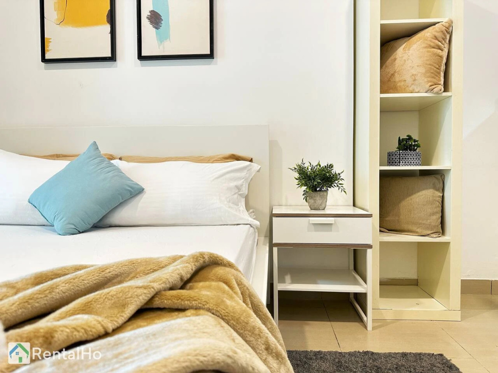 Quiet Marina Studio | Rooftop Pool | For 2 Flat