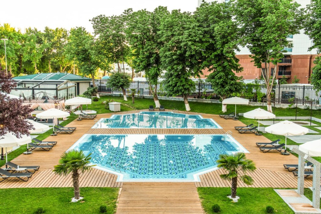 City Palace Hotel by null