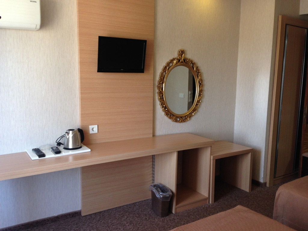 Economy Double room (full double bed)