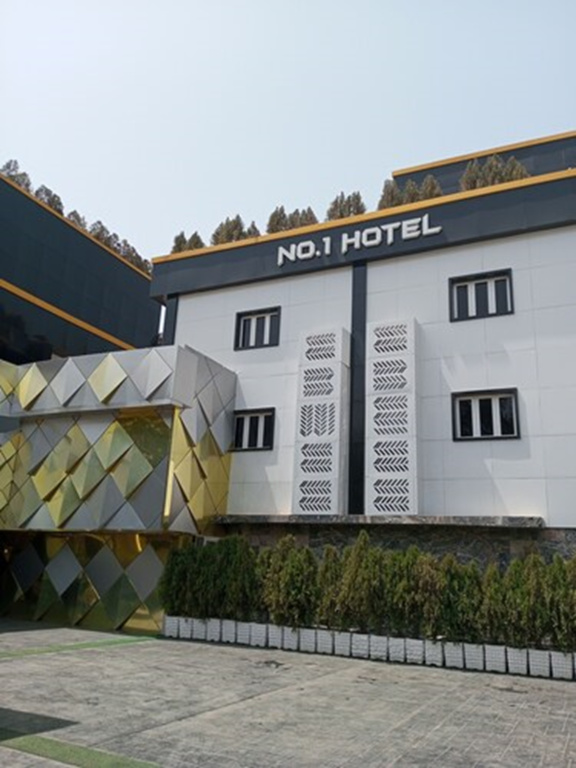 No 1 Hotel