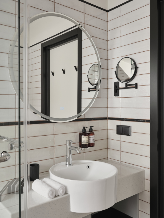Отель GLINZ Hotel by Ginza Project (By Ostrovok