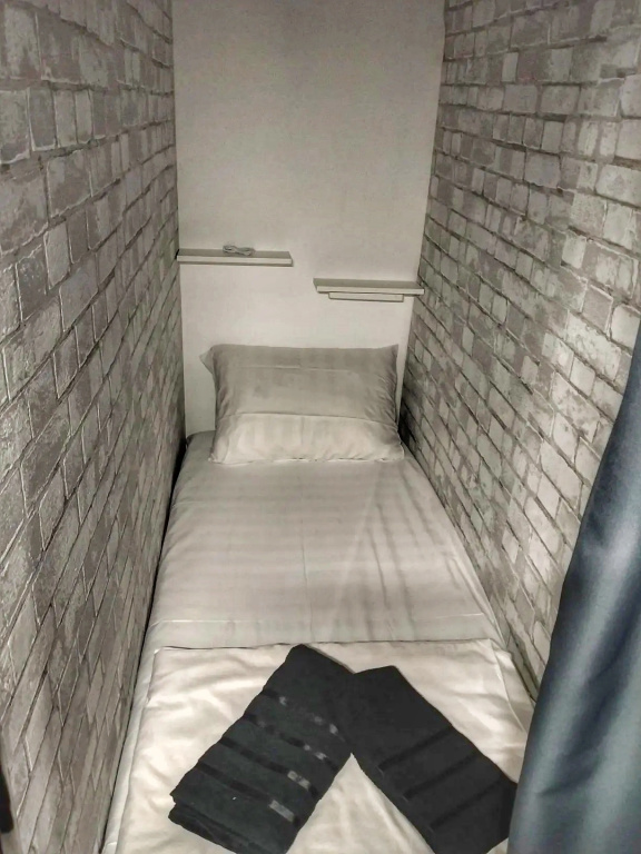 Superior Capsule with balcony and with courtyard view