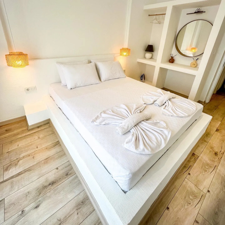 Aloha Suites Hotel