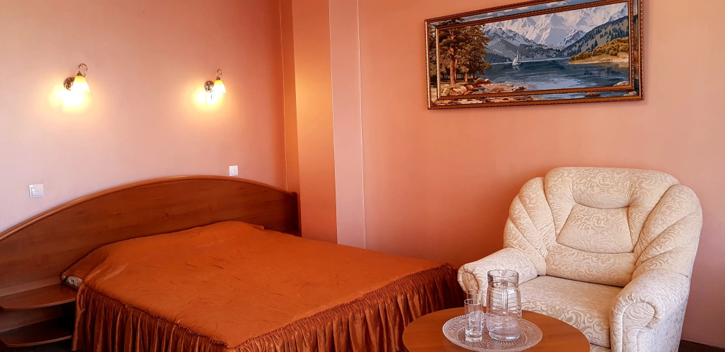 Comfort Double room with balcony and with sea view (full double bed)